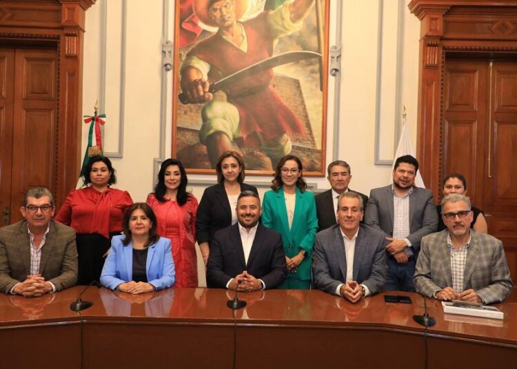 Realizan cuarto encuentro de transición municipal