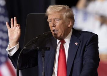 Trump quiere cambiar el debate pero Harris le exige cumplir lo pactado con Biden