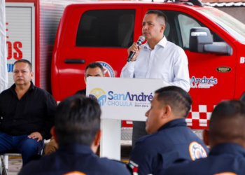 Las palabras quedan cortar para agradecer: Tlatehui a bomberos y bomberas