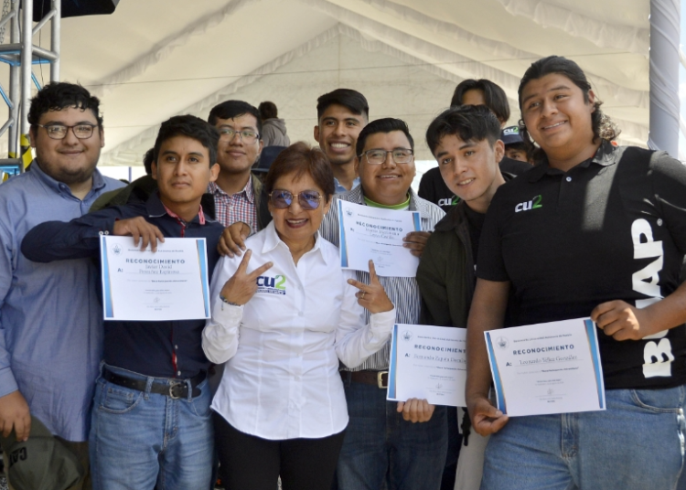 Con la Feria de Bienvenida comienza la experiencia universitaria en CU2