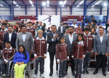 Céspedes abandera la Delegación Poblana en los Paranacionales Conade 2024