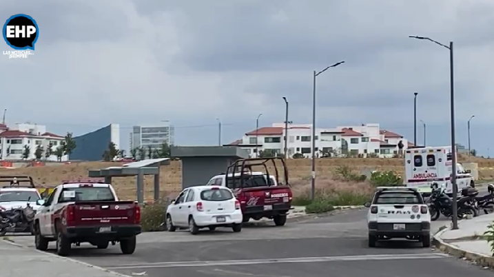 Fallecen 2 trabajadores sepultados por un alud en obra de la Vía Atlixcáyotl