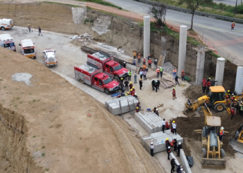 Gobierno del estado dará apoyo adicional a familiares de trabajadores muertos