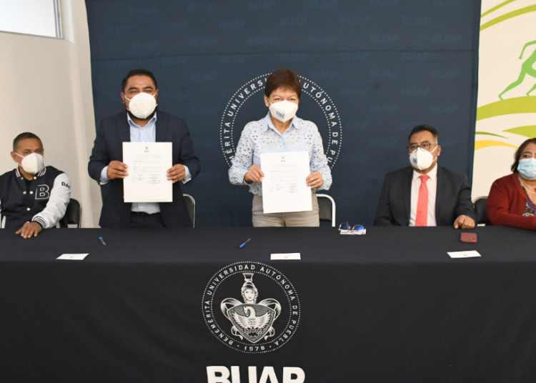 BUAP y junta auxiliar de San Pedro Zacachimalpa firman carta de intención