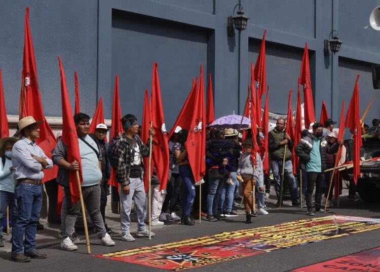 Segob logra acuerdo con la 28 de Octubre