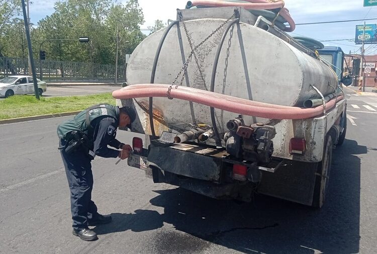 Realizan 33 operativos de verificación vehicular