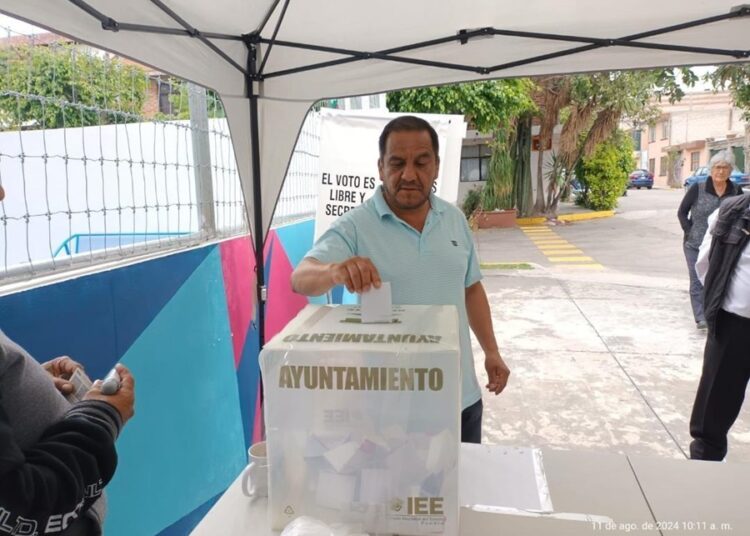Renuevan Mesas Directivas Vecinales en la capital