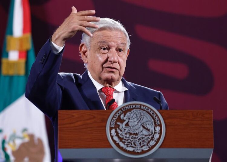 AMLO felicita a diputados por «limpiar corrupción» tras aprobar reforma judicial