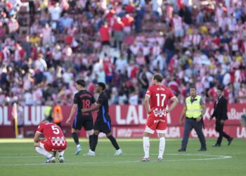 El Barça propina una goleada en Gerona