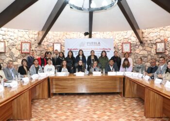 Fortalece gobierno de Puebla acciones para prevención del embarazo en adolescentes