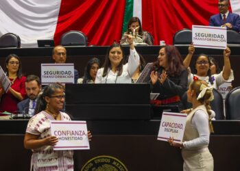 Claudia Rivera urge a superar intereses partidistas y avalar reforma a la GN