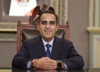 Responder informe de gobernador no genera conflicto de intereses