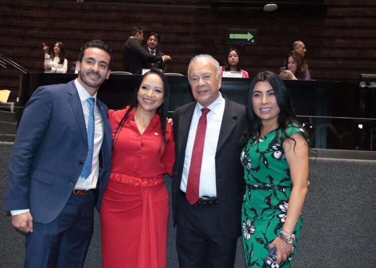 Nora Escamilla se suma a Declaración de Improcedencia de Amparos contra reforma judicial