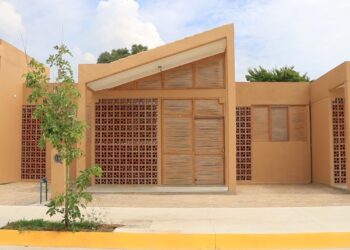 Renace comunidad en Oaxaca, pobladores ahora tienen un fraccionamiento sostenible