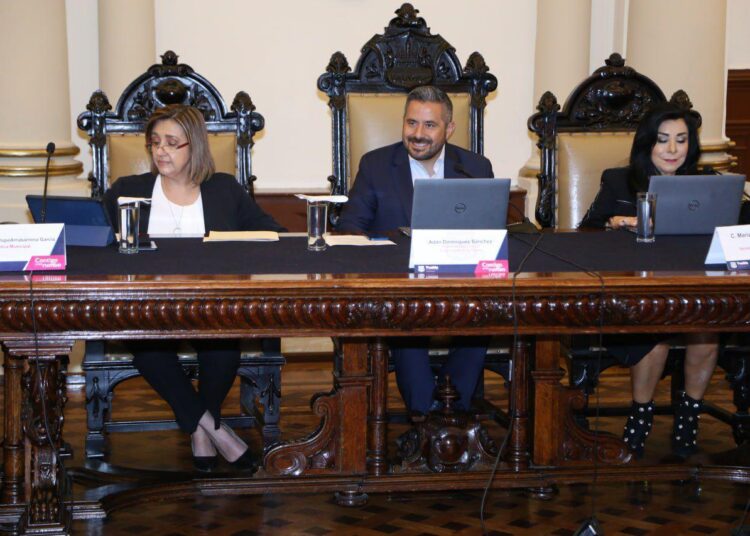 En sesión de cabildo, aprueban estados financieros de agosto del ayuntamiento de Puebla