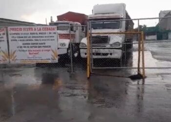 Segob logra que se levante plantón de cebaderos en empresa Heineken