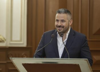 Hacemos obras para mejorar la ciudad: Adán Domínguez