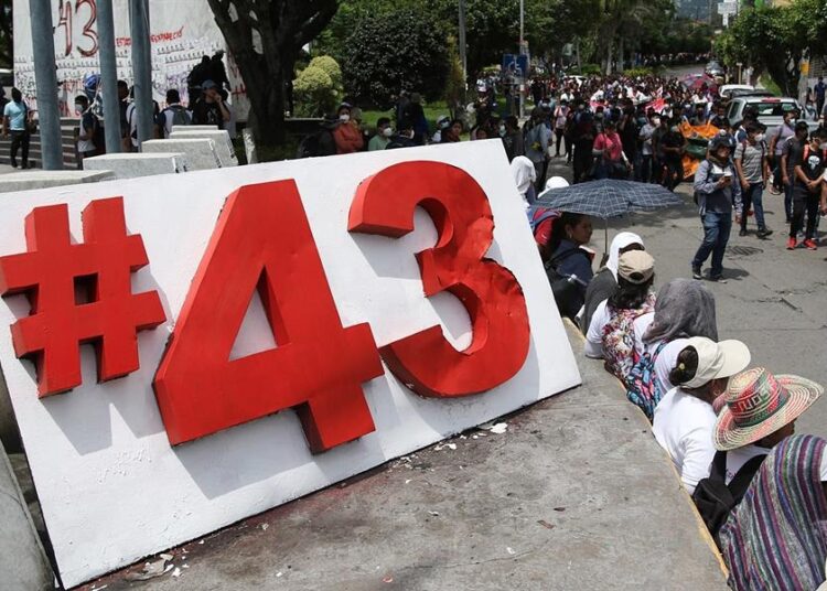 AMLO asegura que habrá justicia en caso Ayotzinapa