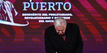 AMLO promulga reformas y destaca logros de su sexenio en su última mañanera