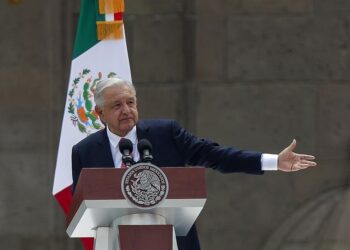 AMLO rinde ante miles de personas su último Informe de Gobierno