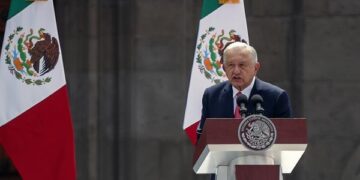 AMLO rinde ante miles de personas su último Informe de Gobierno