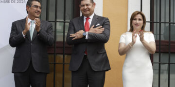 Colocan bando solemne para dar a conocer a Armenta como gobernador electo
