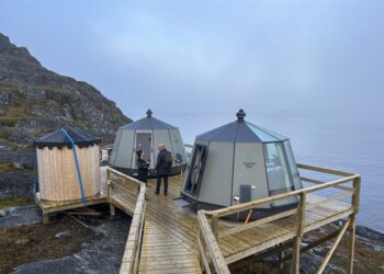 Silencio y naturaleza salvaje: la apuesta de Groenlandia por el turismo sostenible