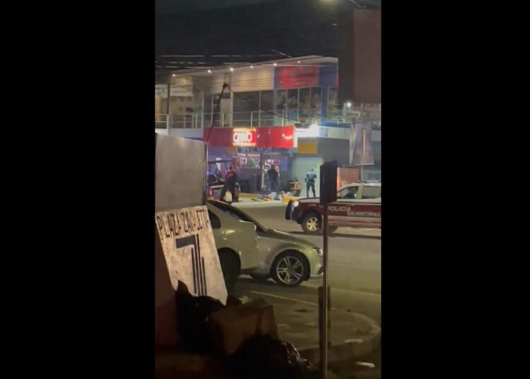 Hieren a 2 hombres con arma de fuego en Camino Real