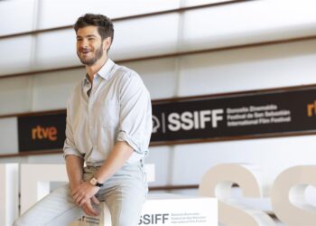 Andrew Garfield clausura San Sebastián: «Solo se llega a la luz a través de la oscuridad»