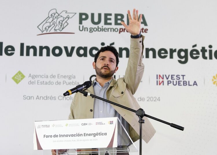 Ermilo Barrera sale del gabinete de Sergio Céspedes  
