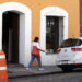 Remiten entre 4 y 5 personas al juez calificador por apartar lugares en vía pública
