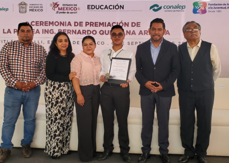 Destaca alumno del Conalep Puebla en rama “Patriotismo” de concurso nacional