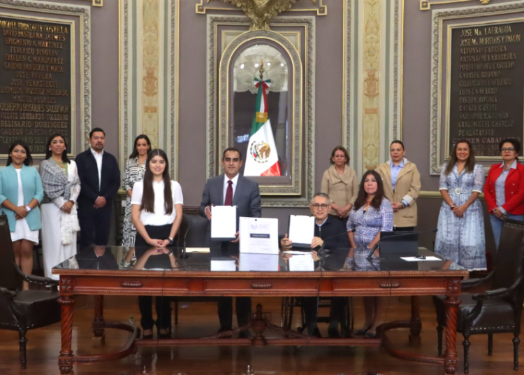 Congreso realiza acto de entrega-recepción entre LXI y LXII Legislatura