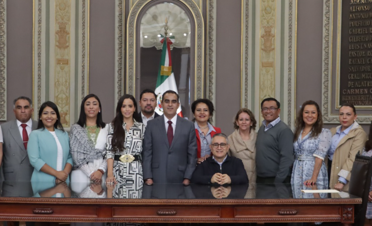 Congreso realiza acto de entrega-recepción entre LXI y LXII Legislatura