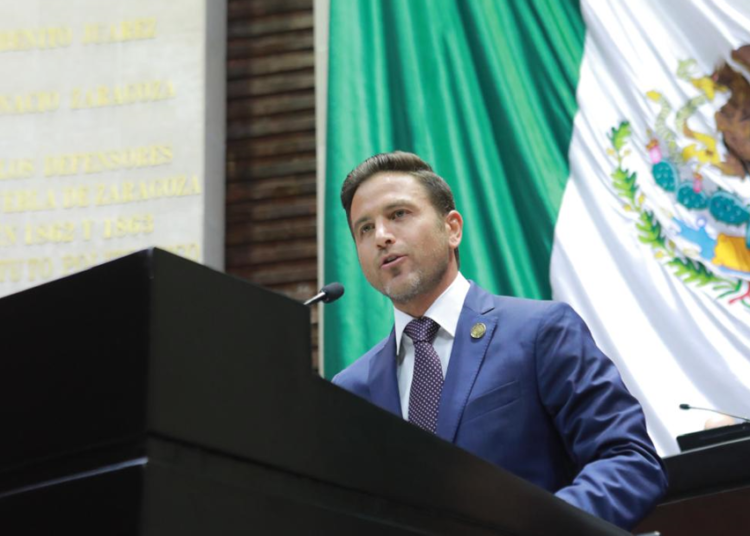 Nueva Reforma impulsa el futuro de la juventud mexicana: Tony Gali