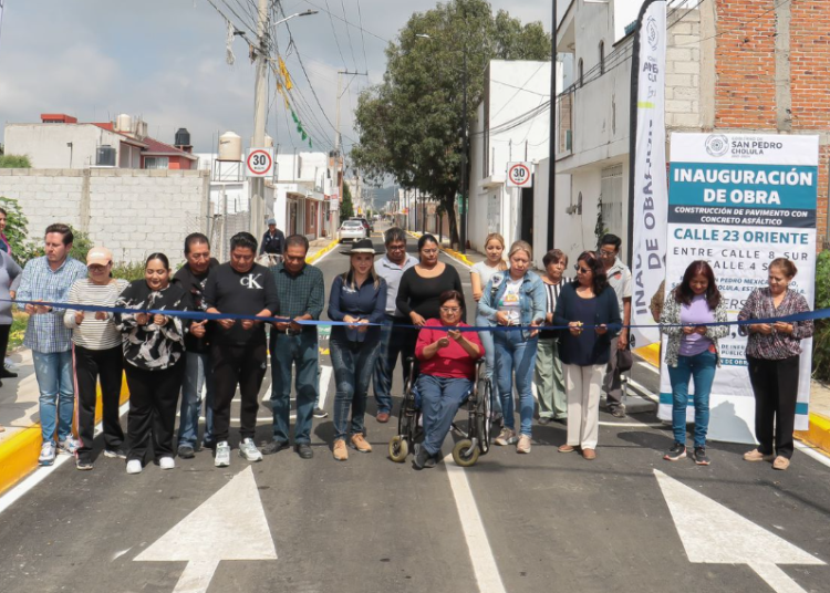 Angon entrega resultados en Mexicaltzingo con nueva calle pavimentada