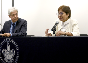 Lilia Cedillo resalta madurez en investigación del Instituto de Física