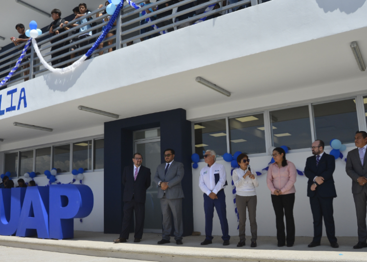 Lilia Cedillo inaugura 2 nuevos edificios para la prepa Zapata