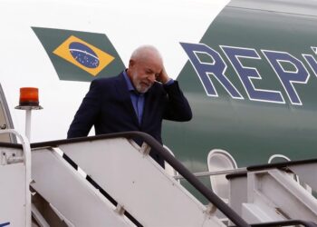 Presidente Lula, de Brasil, llega a México para investidura de Sheinbaum