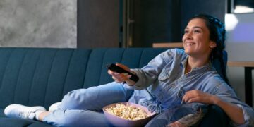 5 recomendaciones de pelis y series para desvelarte