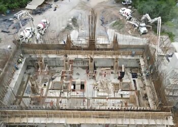 Cemex aplica técnica ‘concreto en las rocas’ para ampliar Presa Picachos