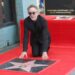 Tim Burton recibe su estrella en el Paseo de la Fama de Hollywood