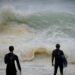 Milton se convierte en tormenta tropical y podría alcanzar Florida como huracán