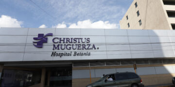 Tres enfermeras del Hospital Betania Christus Muguerza reciben la distinción internacional Daisy Awards