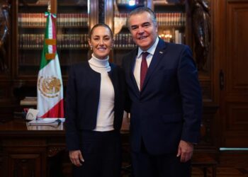 Sheinbaum dialoga con el líder de la CCE mexicana sobre inversiones