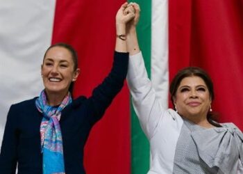 La presidenta Sheinbaum atestigua toma de Clara Brugada como alcaldesa de Ciudad de México
