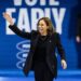 Harris visita 3 estados clave y anima a jóvenes a votar