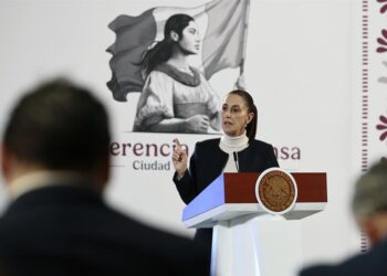 Sheinbaum dice que ya hubo órdenes de arresto contra militares que mataron a migrantes