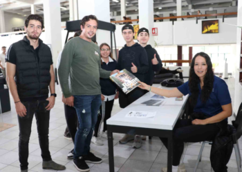 Celebran los 70 años de la carrera de Arquitectura en la UAG