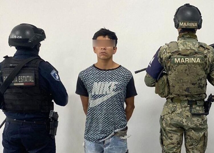 SSP y Semar detienen a hombre por delitos contra la salud